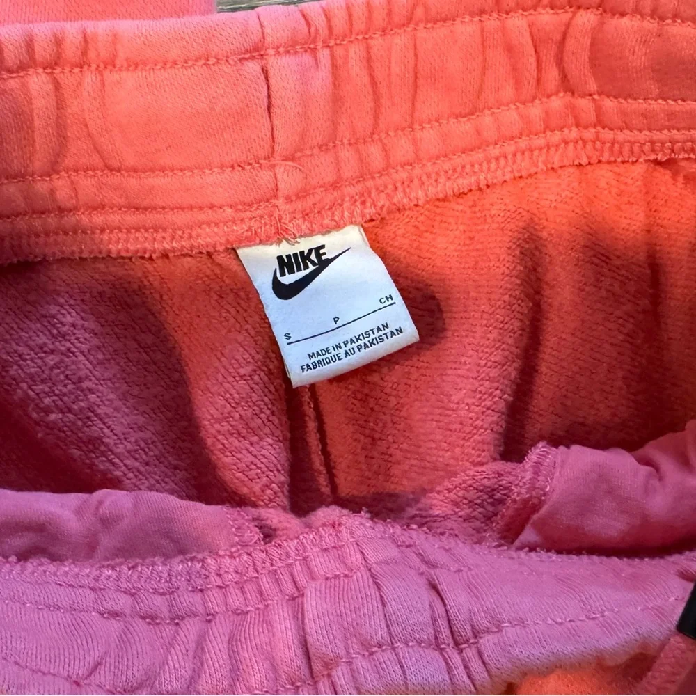 Nike Rush Pink Joggers - Picture 5 of 5